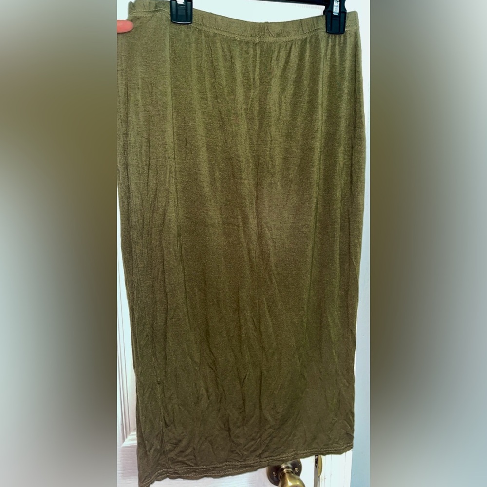 Olive green midi skirt - Picture 4 of 5
